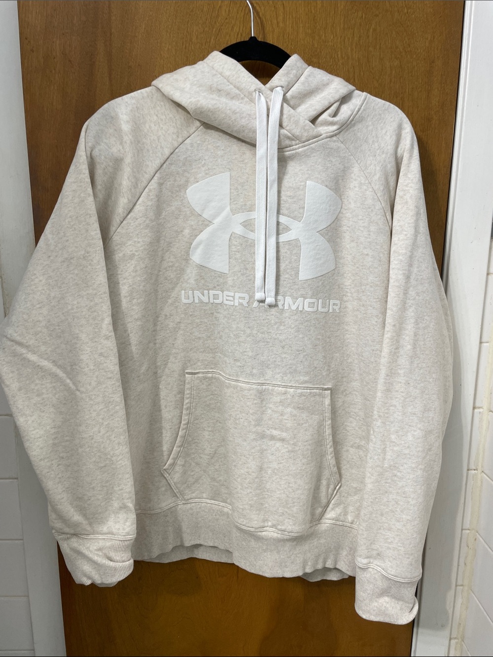 Under Armour Men’s Cream Pullover Hoodie with Logo